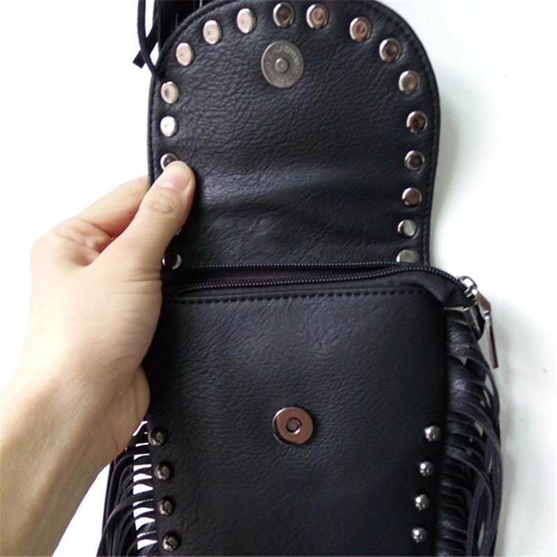 GOTHIC SKULL RIVETS TASSEL SHOULDER BAG