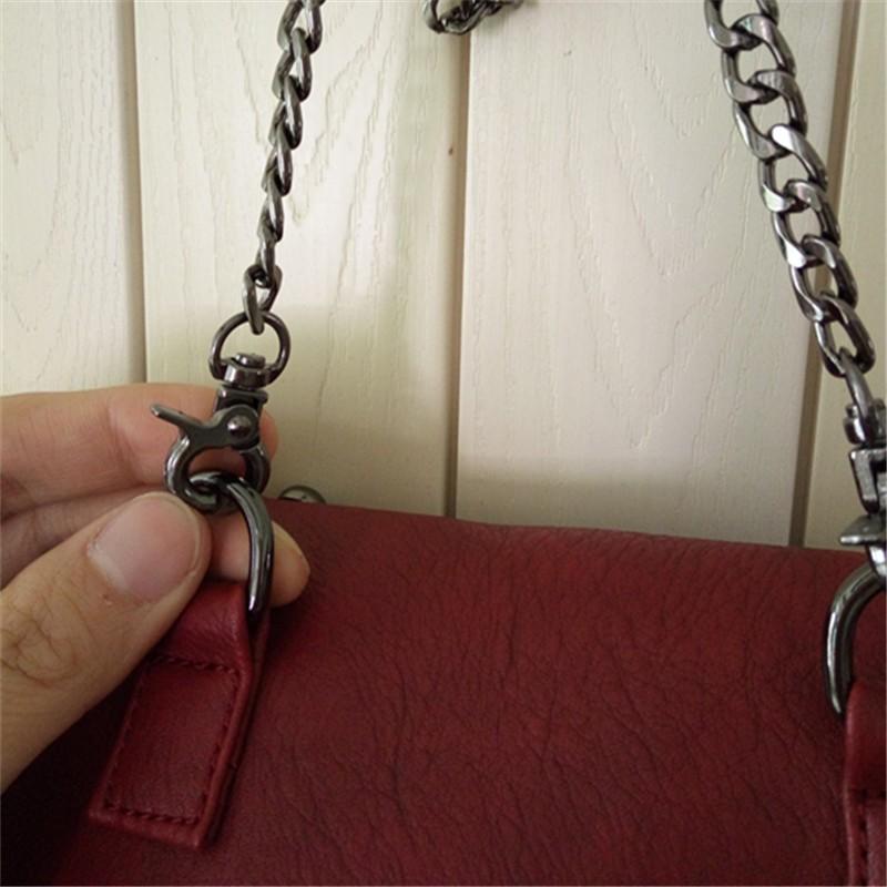 GOTHIC SKULL RIVETS TASSEL SHOULDER BAG