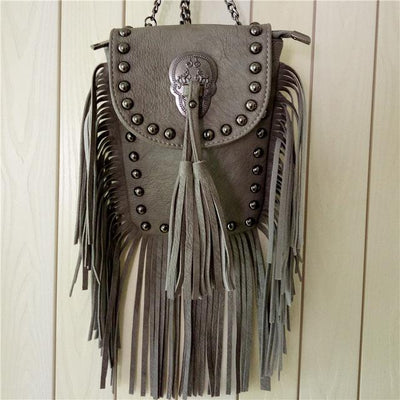 GOTHIC SKULL RIVETS TASSEL SHOULDER BAG